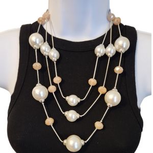 🆕️ Multistrand Silvertone and Faux Pearl Beaded Necklace and Earring Gif